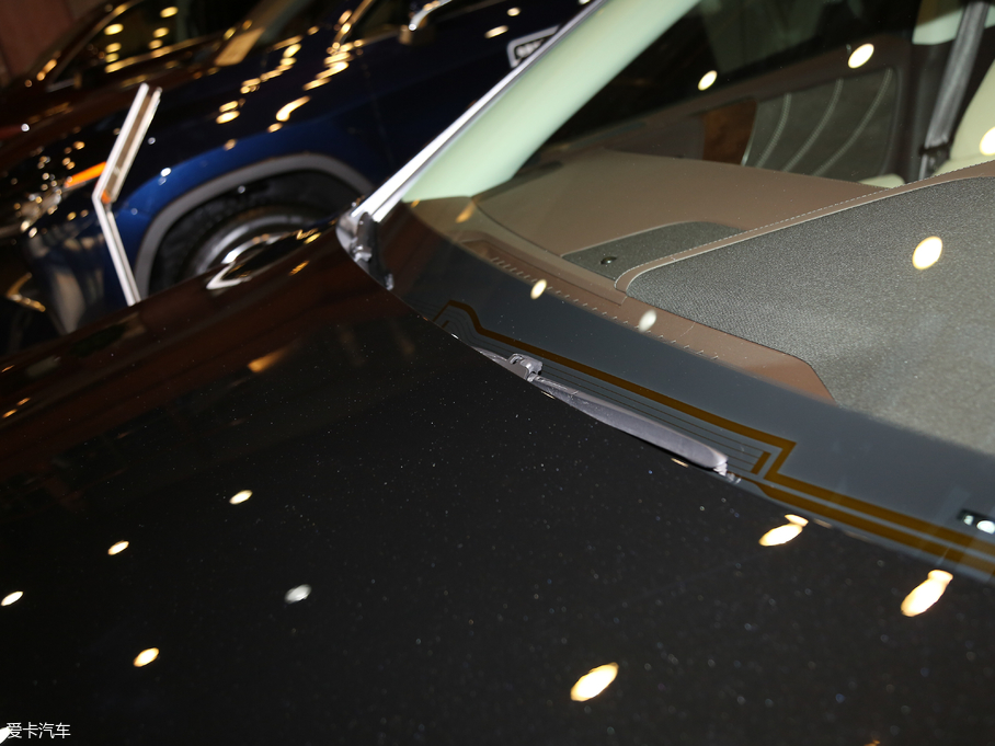 2018׿_˹LS 350 ׿Խ V