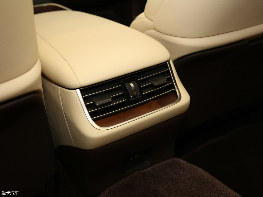 2018׿_˹LS 350 ׿Խ V