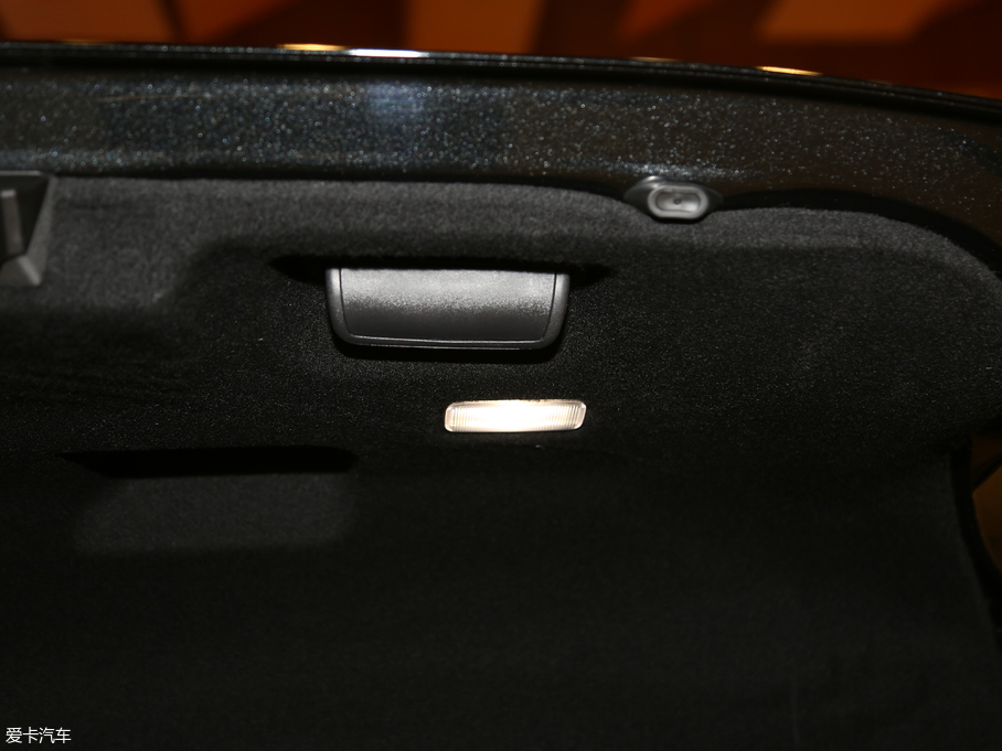 2018׿_˹LS 350 ׿Խ (gu)V