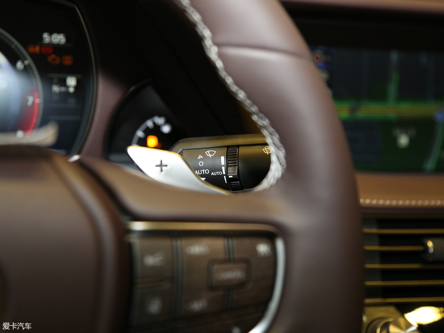 2018׿_˹LS 350 ׿Խ V