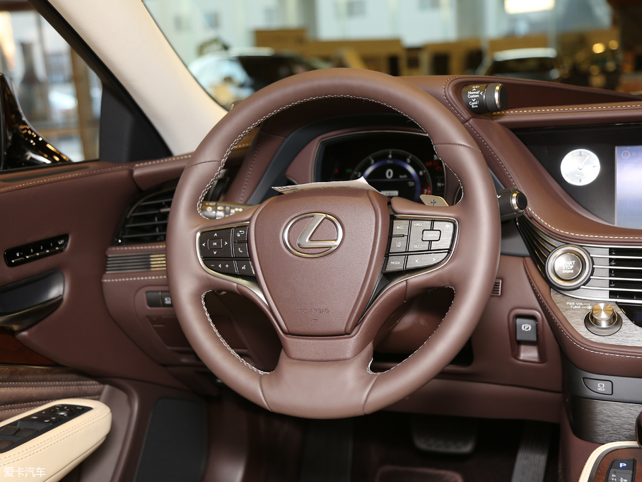 2018׿_˹LS 350 ׿Խ V