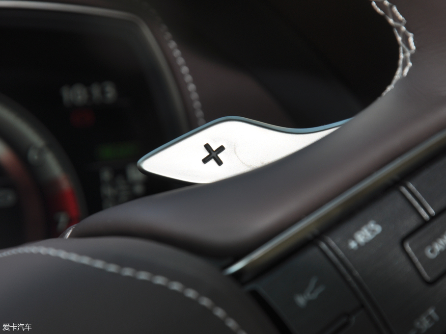 2018׿_˹LS 500h A (gu)V