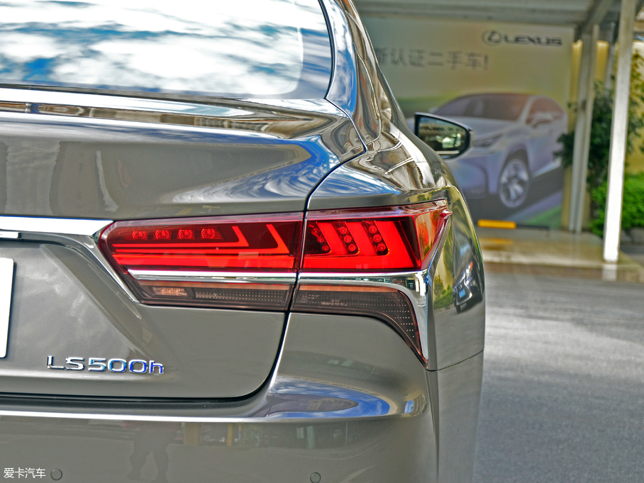 2018׿_˹LS 500h ׿Խ V