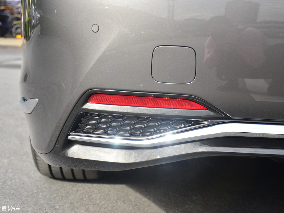 2018׿_˹LS 500h ׿Խ V