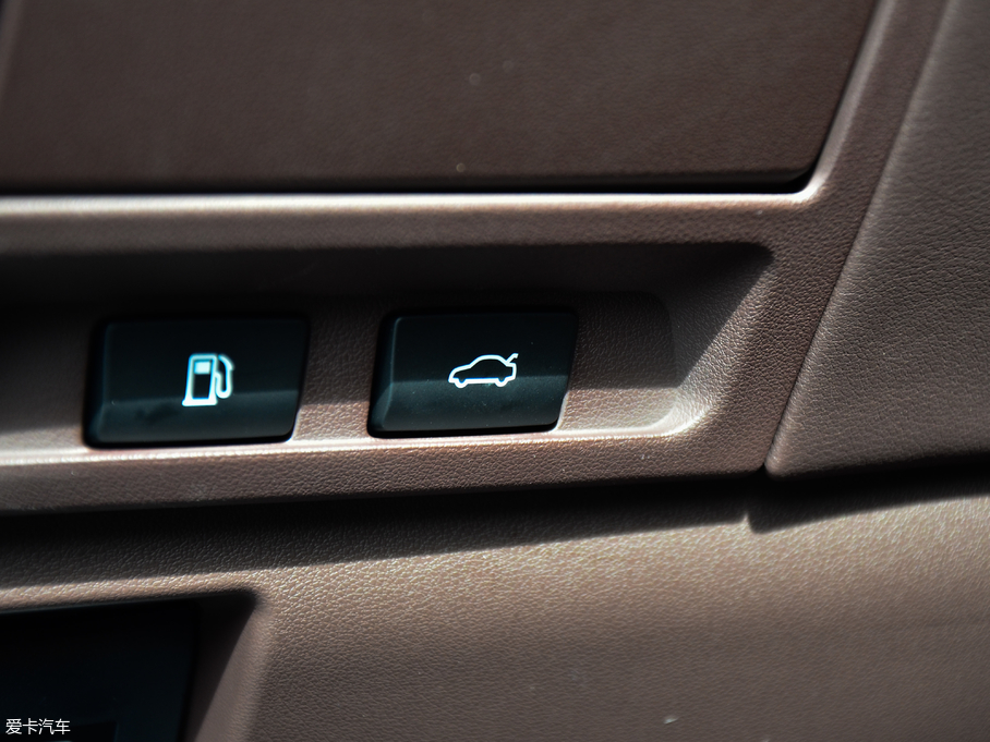 2018׿_˹LS 500h ׿Խ V