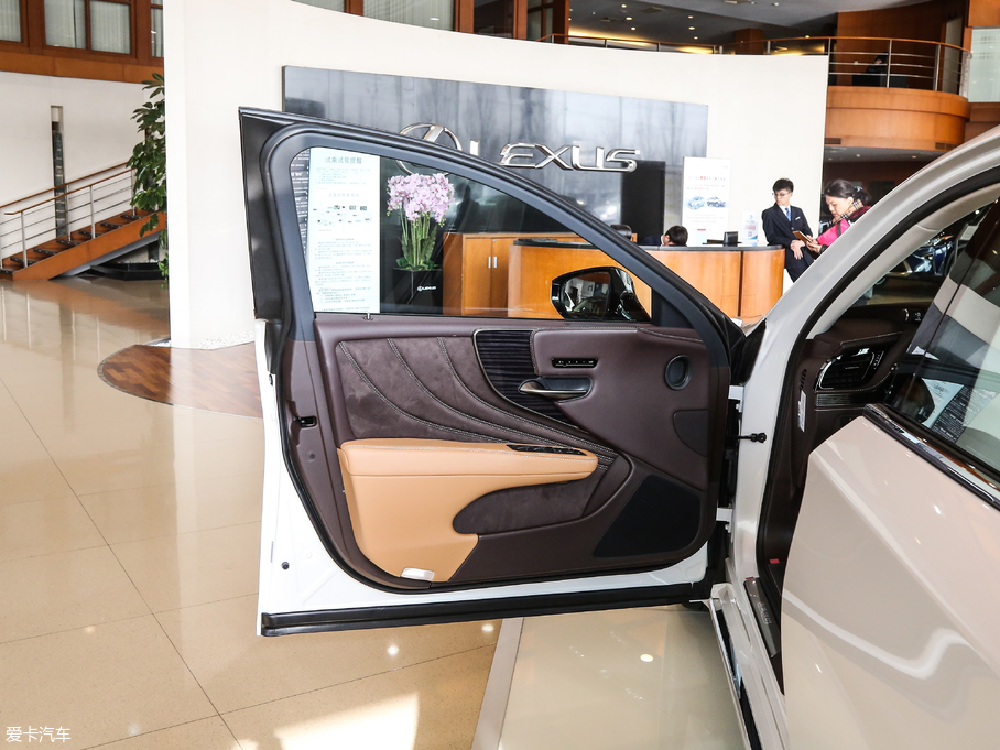 2018׿_˹LS 500h ׿Խ V