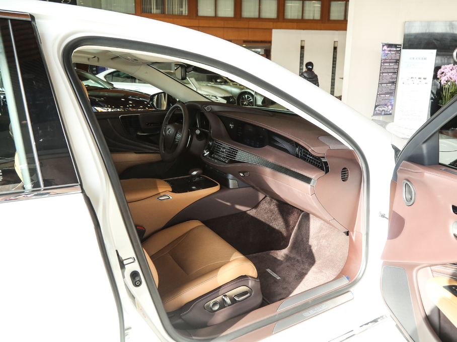 2018׿_˹LS 500h ׿Խ V