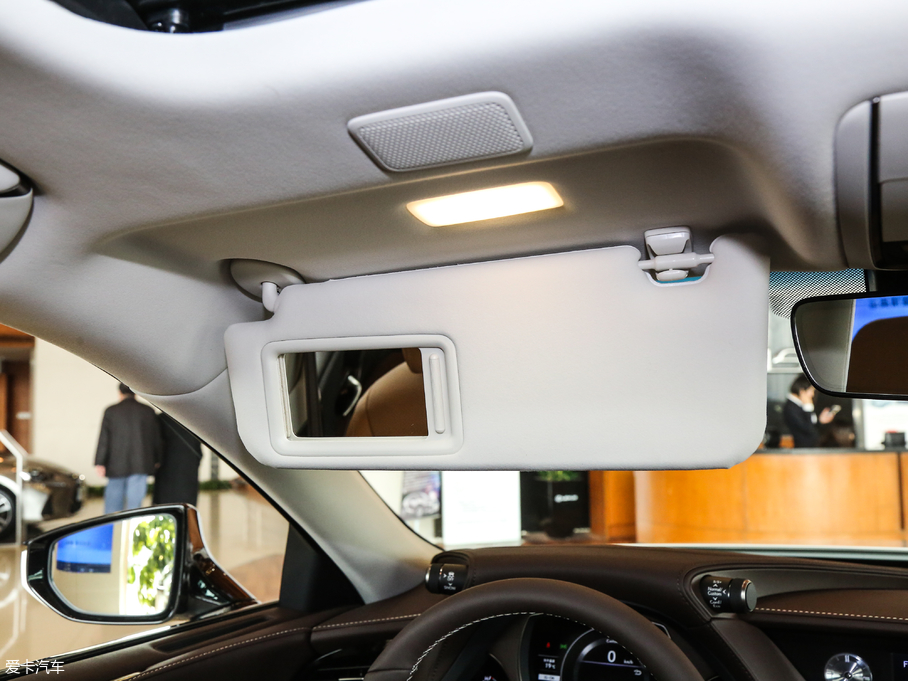 2018׿_˹LS 500h ׿Խ V