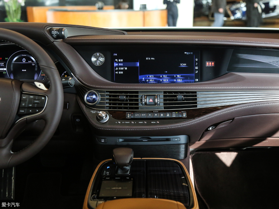 2018׿_˹LS 500h ׿Խ V