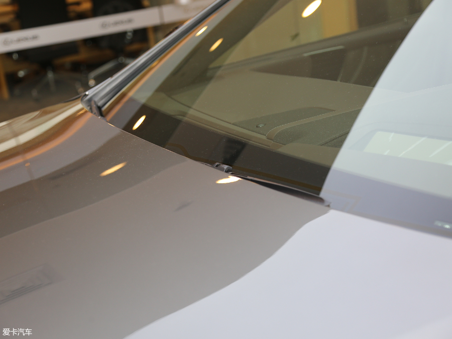 2018׿_˹LS 350 ׿Խ V