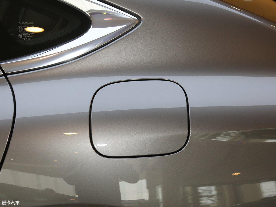 2018׿_˹LS 350 ׿Խ (gu)V