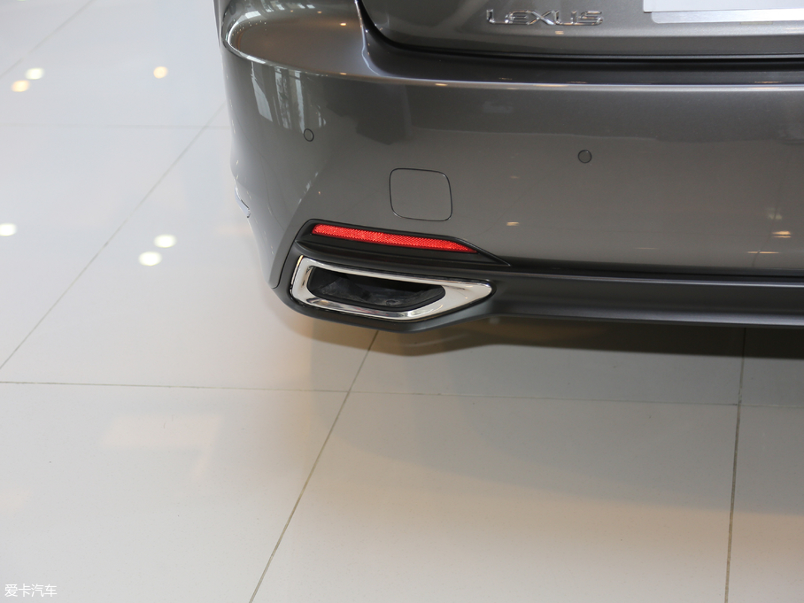 2018׿_˹LS 350 ׿Խ V