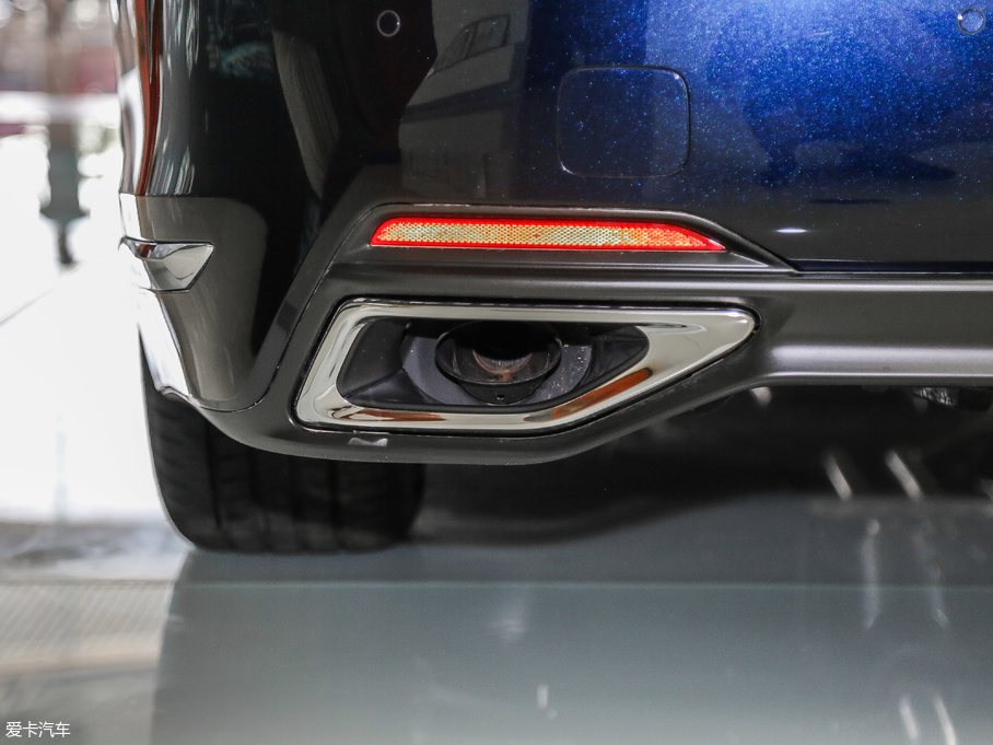 2018׿_˹LS 350 ׿Խ V