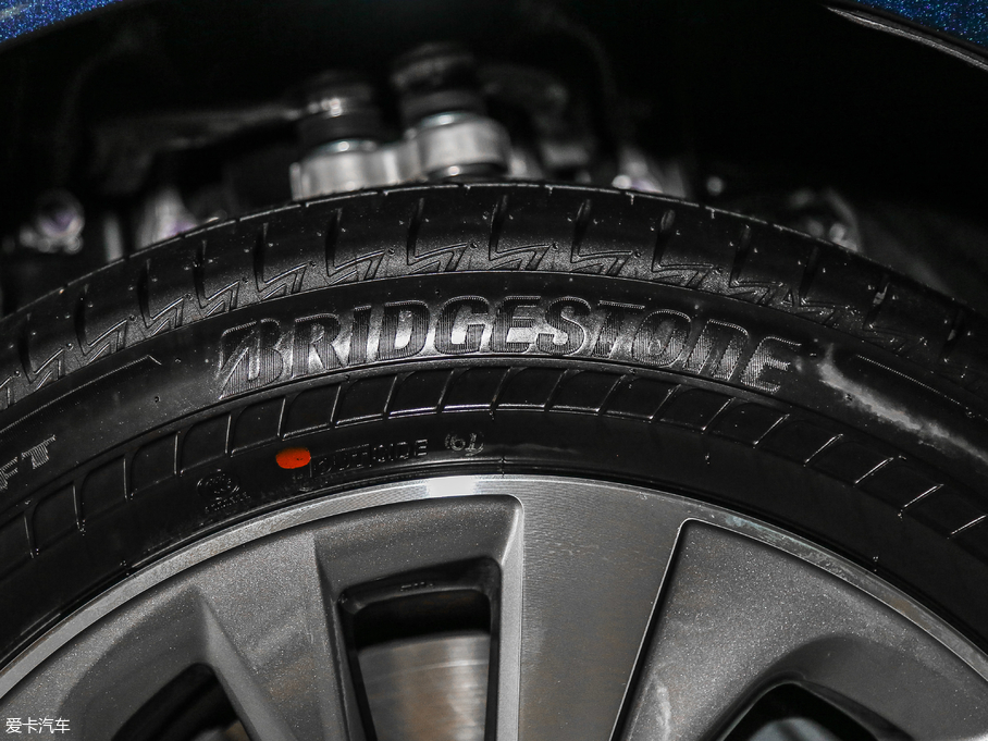 2018׿_˹LS 350 ׿Խ V