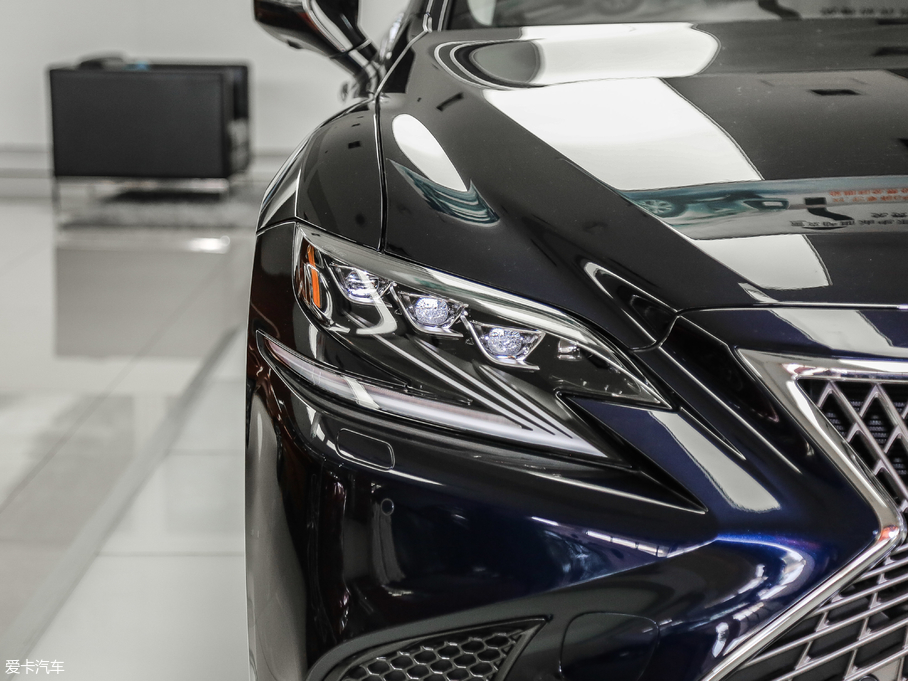 2018׿_˹LS 350 ׿Խ V