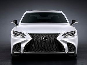 2018500h F Sport (gu)V w^