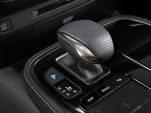 2018500h F Sport V п؅^(q)