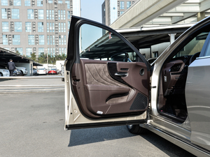 2018350 A (gu)V {λ܇(ch)T(mn)