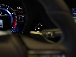 2018350 ׿Խ V п؅^