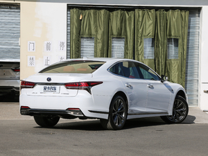 2018500h F Sport (gu)V w^