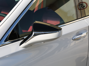 2018500h F Sport V ^