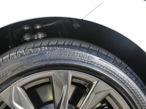 2018500h F Sport (gu)V ݆̥Ʒ