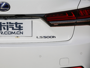 2018500h F Sport V ^