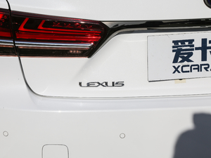 2018500h F Sport V ^