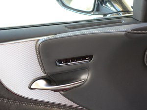 2018500h F Sport V g