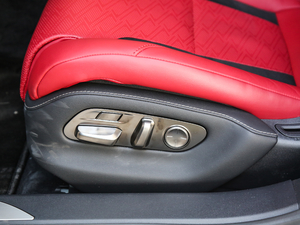 2018500h F Sport V {{