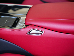 2018500h F Sport V g