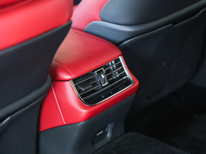 2018500h F Sport V g