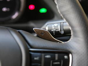 2018500h F Sport V п؅^(q)