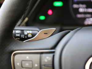 2018500h F Sport V п؅^(q)