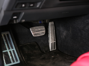 2018500h F Sport V п؅^(q)