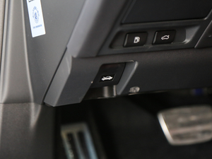 2018500h F Sport V п؅^(q)