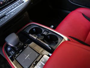 2018500h F Sport V п؅^(q)