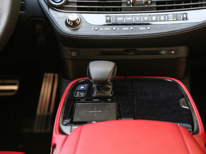 2018500h F Sport V п؅^(q)