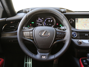 2018500h F Sport V P