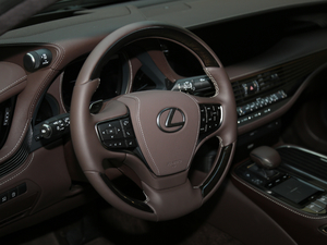 2018350 ׿Խ V п؅^(q)