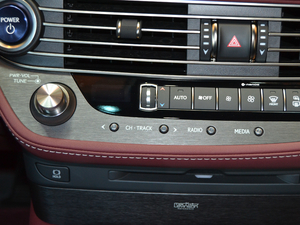 2018500h  (gu)V {(dio){(dio)(ji)