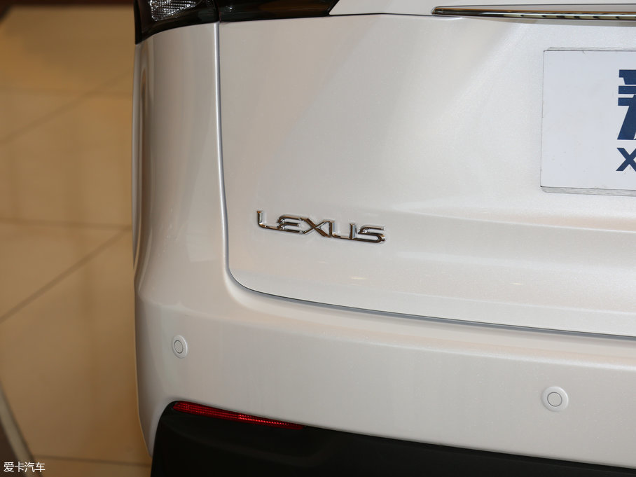 2017׿_˹NX 200 Midnight؄e