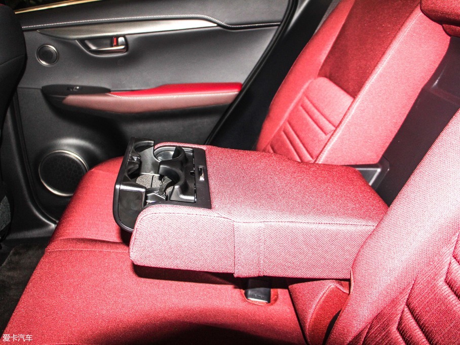 2017׿_˹NX 200 hа ǰ