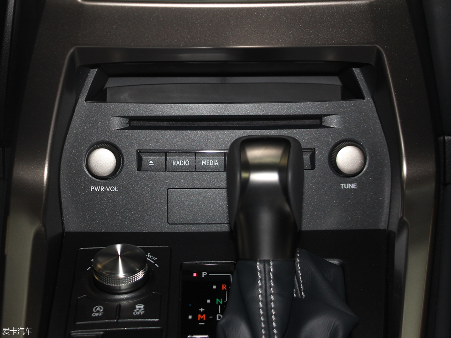 2017׿_˹NX 300 hа ǰ