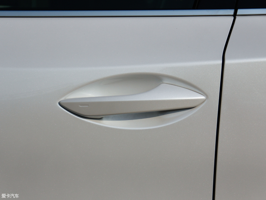 2017׿_˹NX 300h hа ǰ(q)