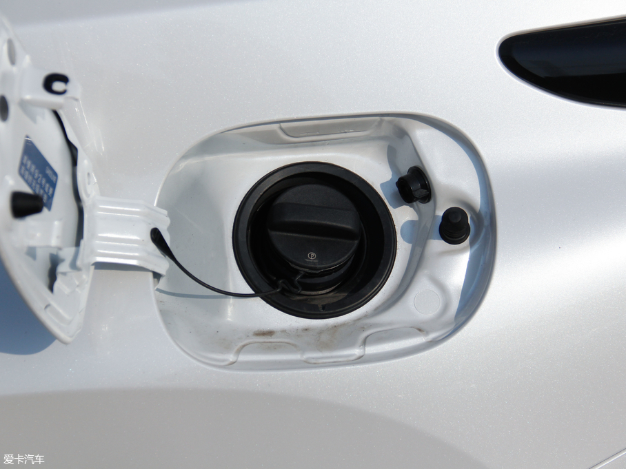 2017׿_˹NX 300h hа ǰ