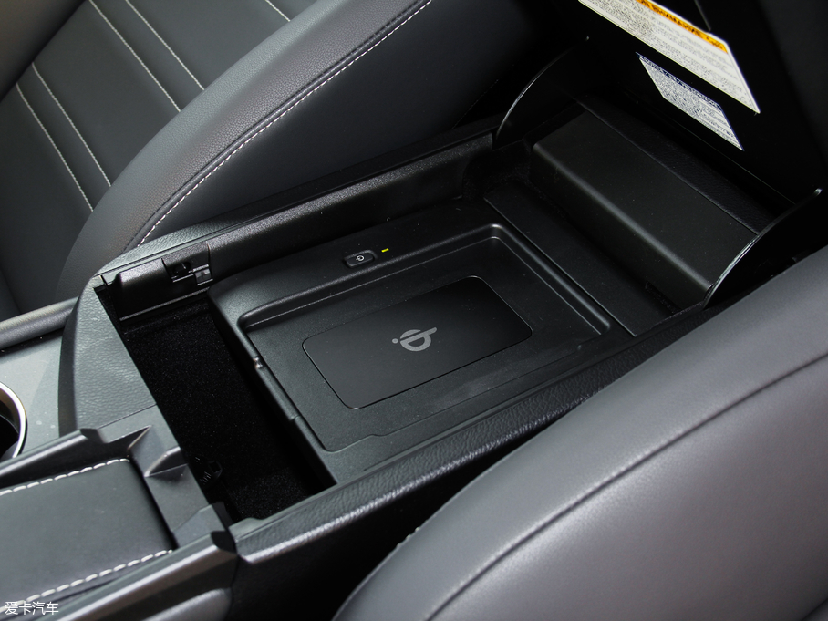 2017׿_˹NX 300h hа ǰ