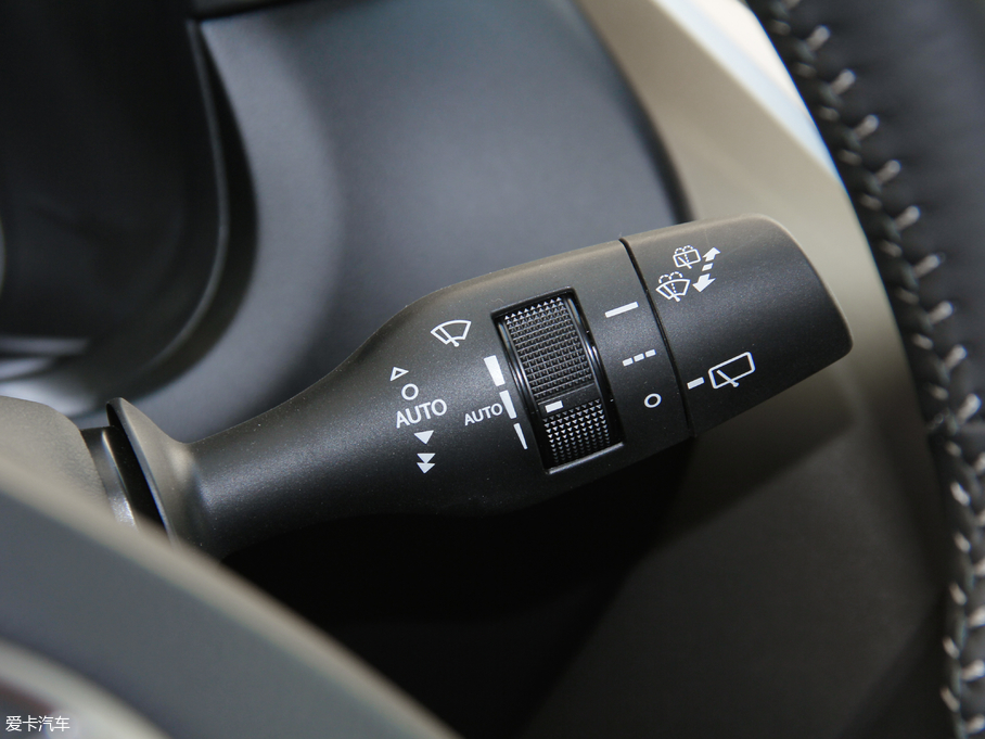 2017׿_˹NX 300h hа ǰ