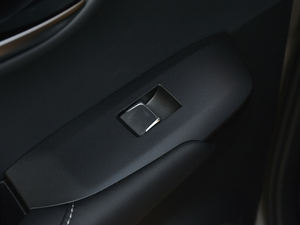 2017300h h° ȫ(q) g