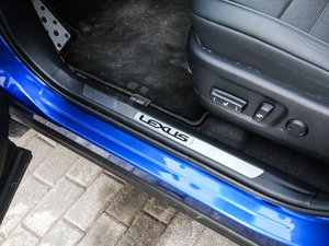 2017300h F SPORT ȫ g